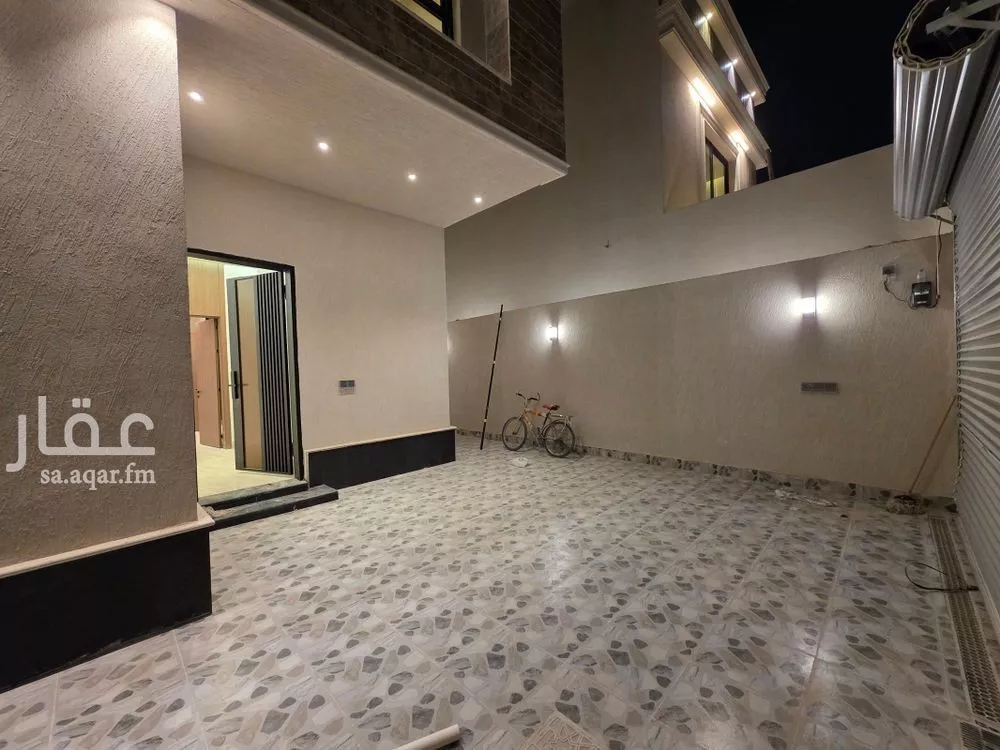 فيلا 6 غرف في الرمال 2