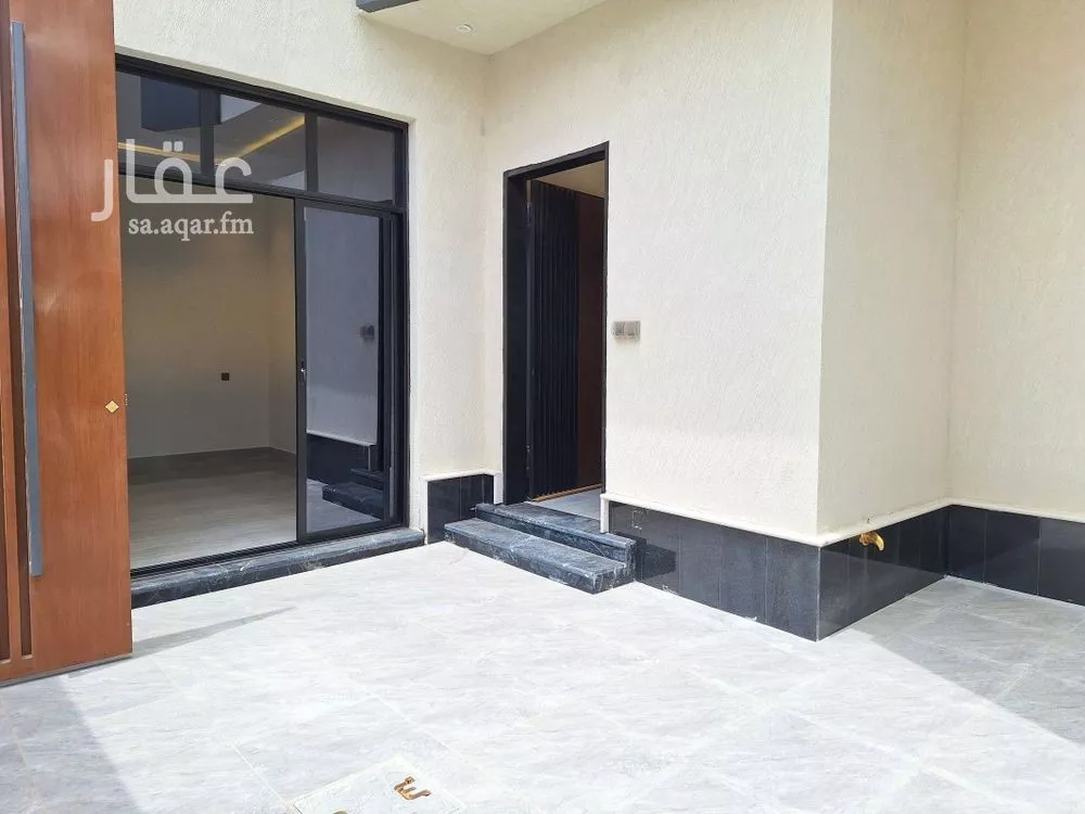 5 bedroom floor in Al Rimal 2