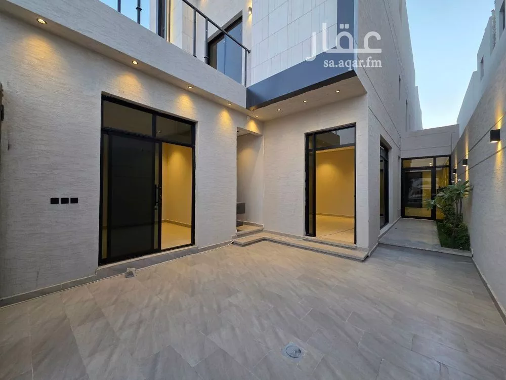 فيلا 5 غرف في الرمال 1