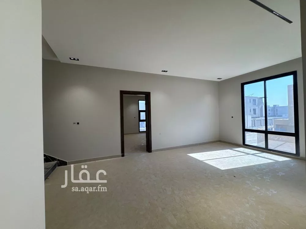 فيلا 5 غرف في الرمال 3