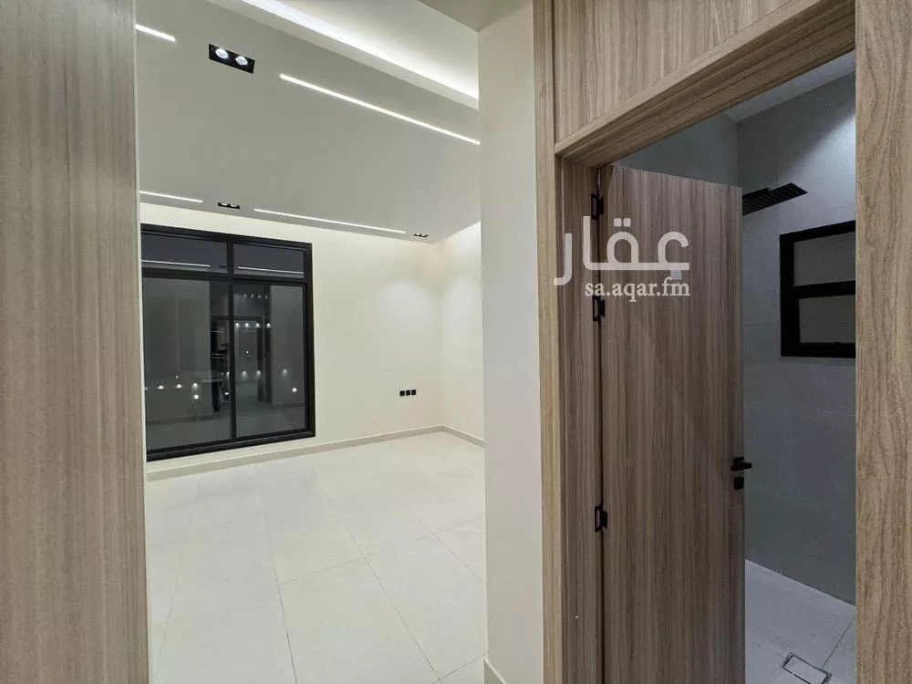 4 bedroom villa in Ash Sharq, Riyadh 11