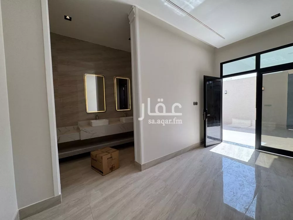 5 bedroom floor in Al Rimal 3