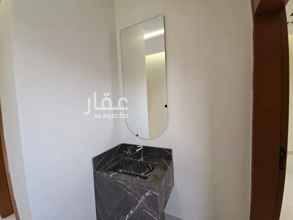 شقة 4 غرف في الرمال 4