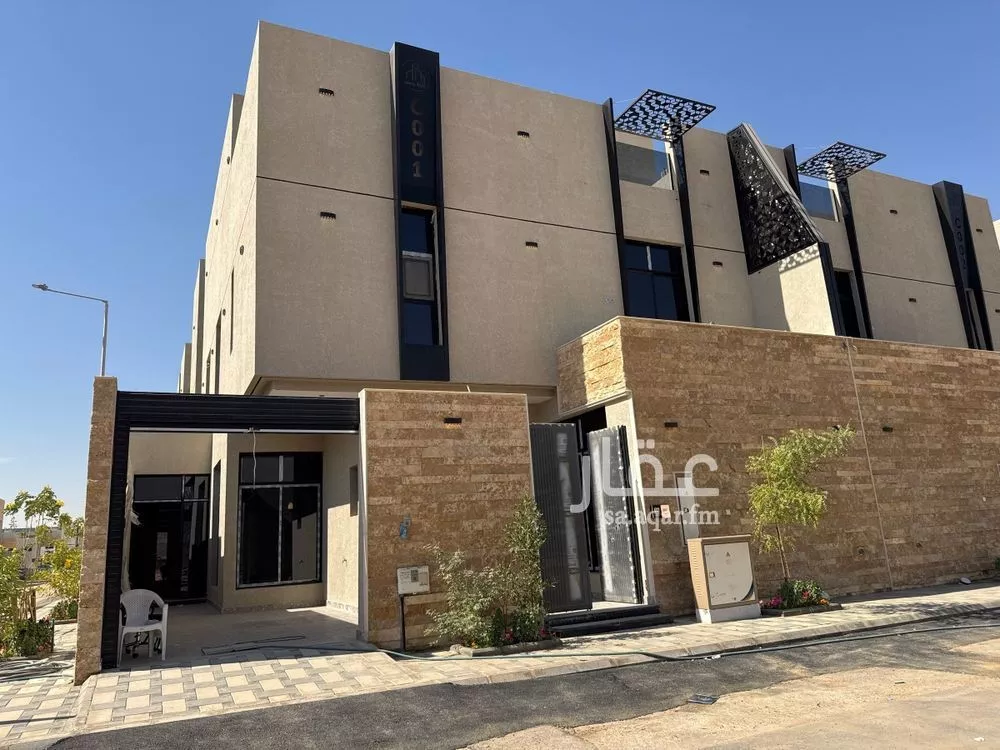 فيلا 5 غرف في الرمال 1