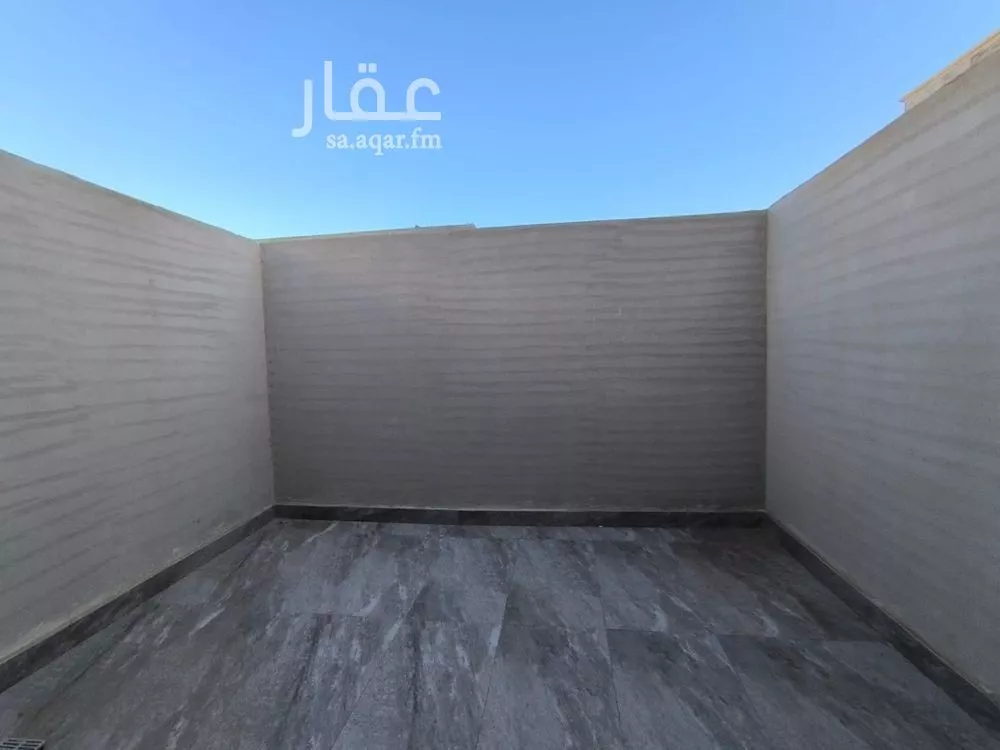 4 bedroom apartment in Qurtubah, Riyadh 7
