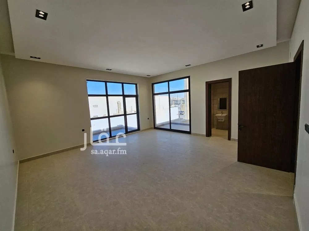 4 bedroom villa in Qurtubah, Riyadh 12