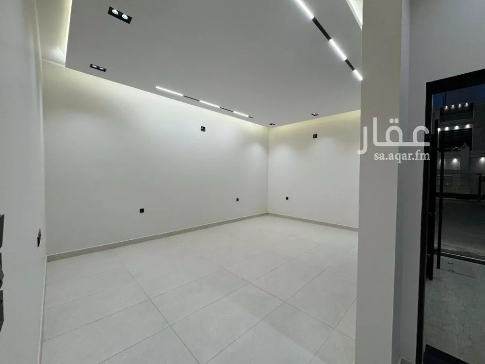 4 bedroom villa in Ash Sharq, Riyadh 10
