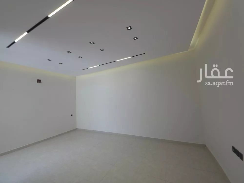 4 bedroom apartment in Ash Sharq 4