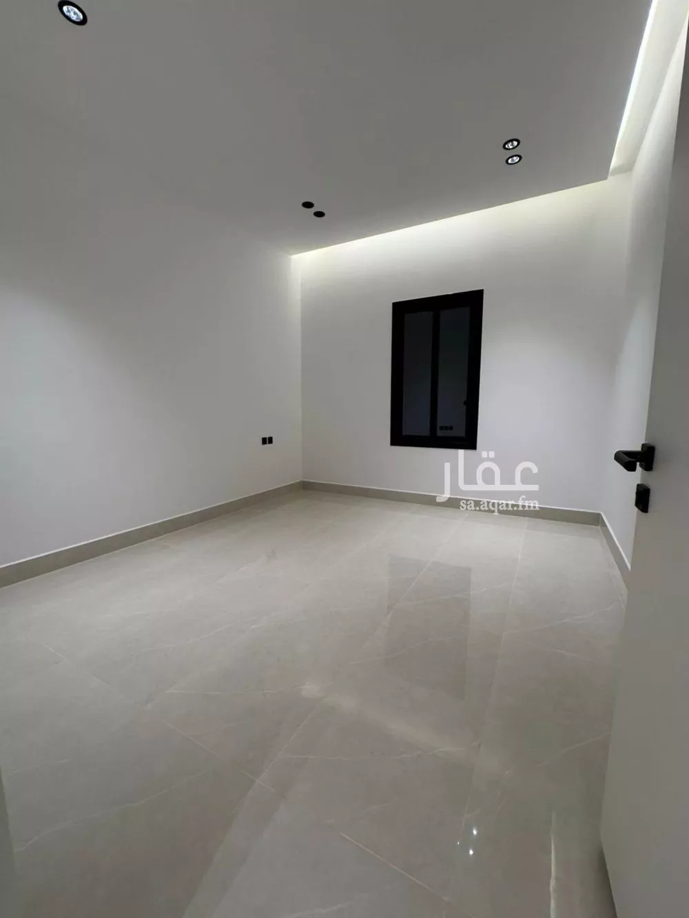 فيلا 5 غرف في الجنادرية 2