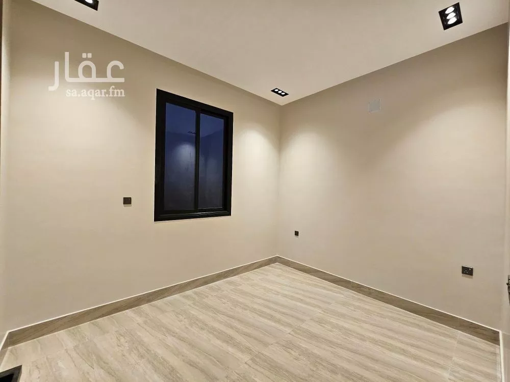 فيلا 5 غرف في الرمال 4