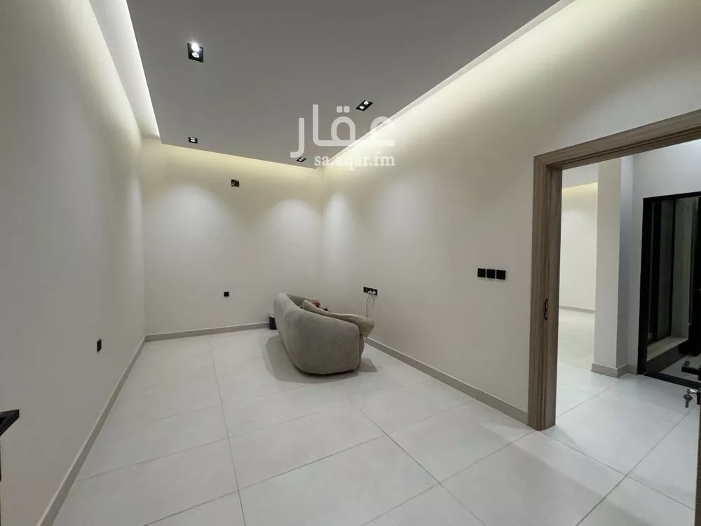4 bedroom villa in Ash Sharq, Riyadh 7