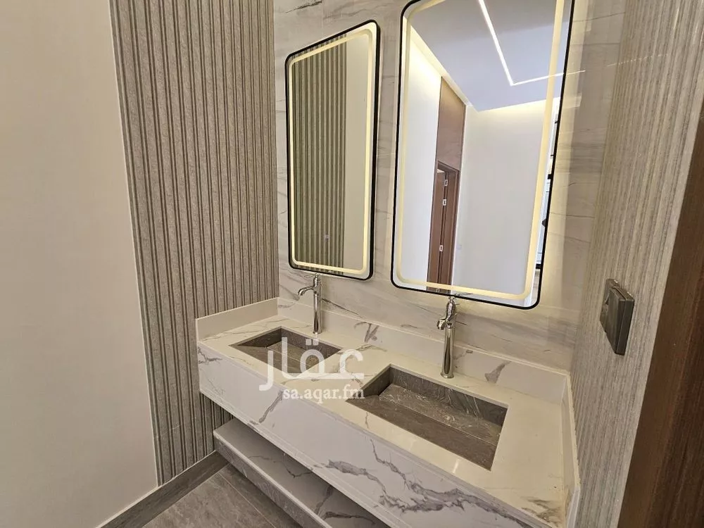 5 bedroom floor in Al Rimal 4