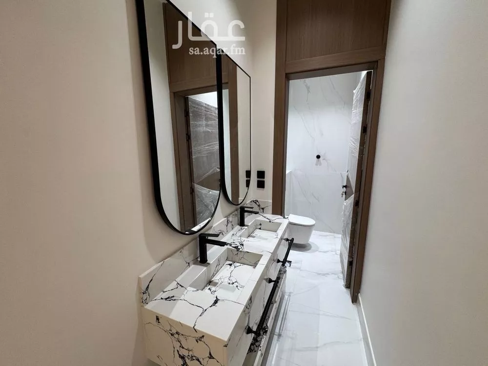 4 bedroom villa in Al Khaleej, Riyadh 9