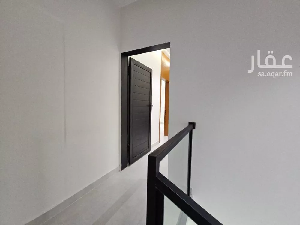 شقة 4 غرف في الرمال 2