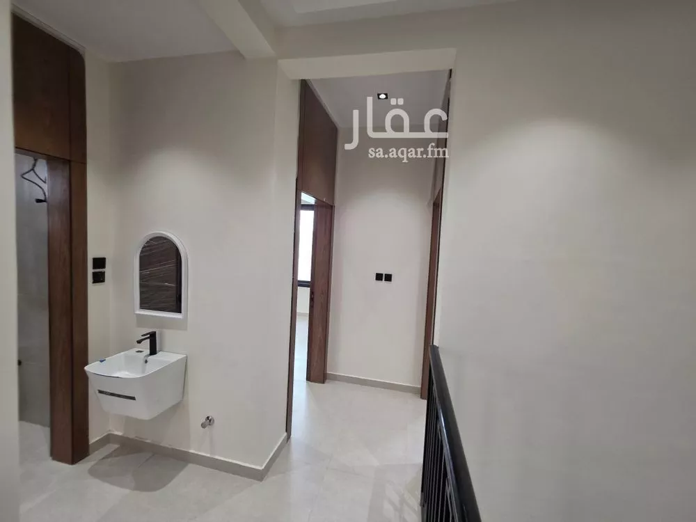 دور 4 غرف في الشرق 4