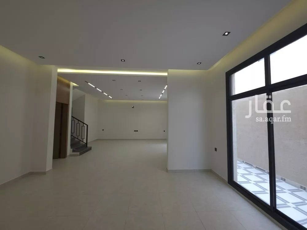 4 bedroom apartment in Ash Sharq 3