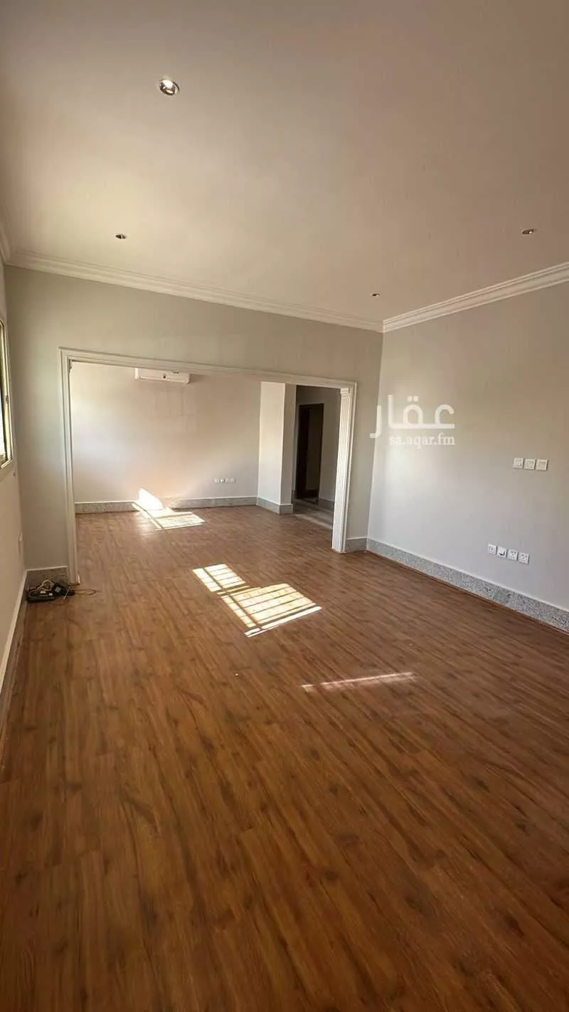 شقة 2 غرف في الوادي 4