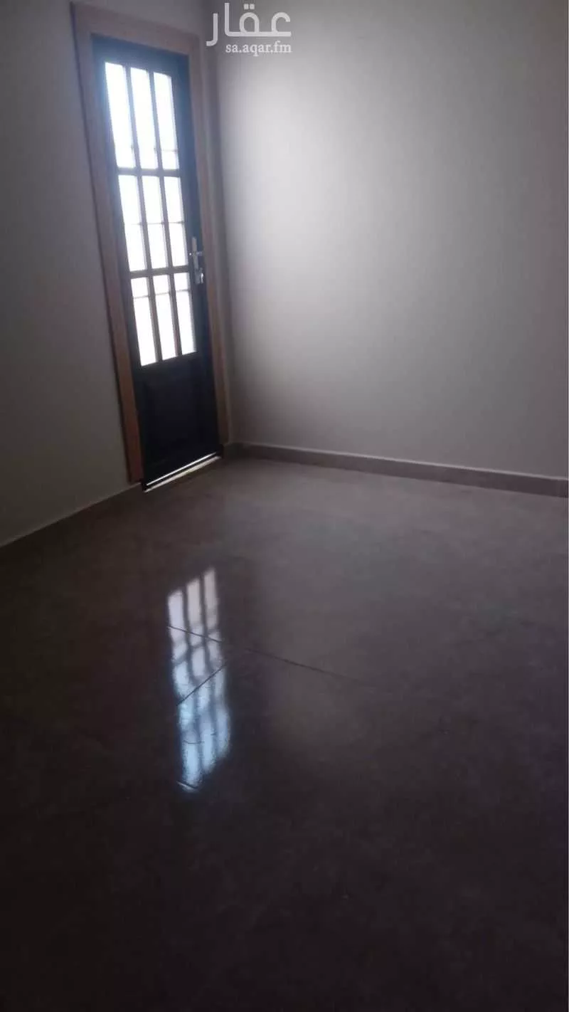 شقة 5 غرف في اشبيلية 3