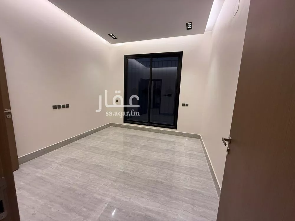 فيلا 5 غرف في الرمال 4