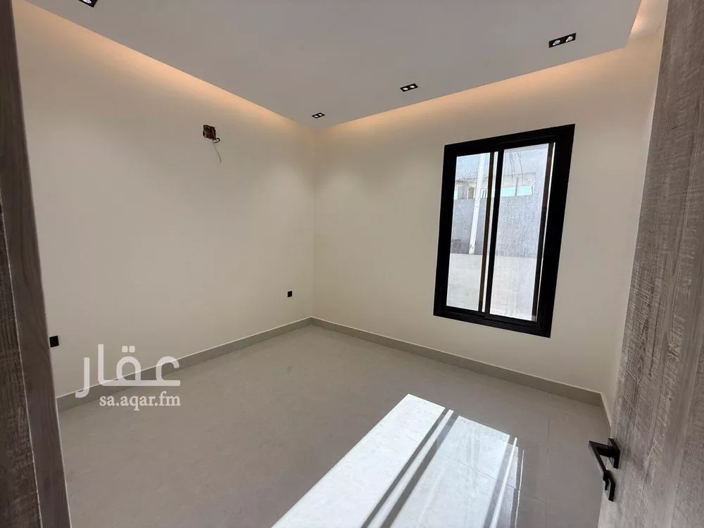 5 bedroom apartment in Al Maizilah, Riyadh 7