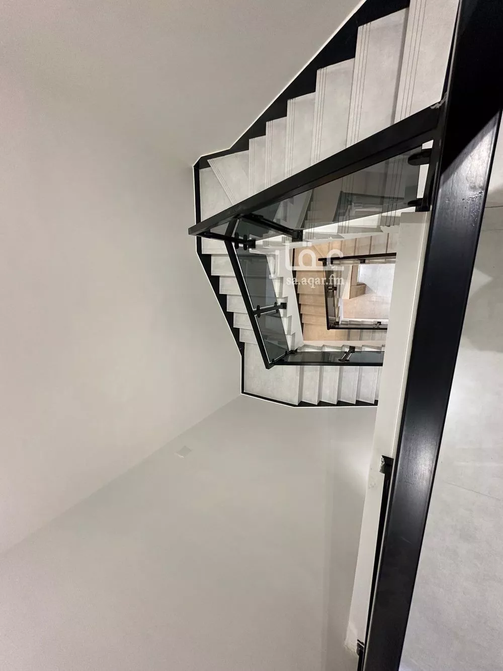 فيلا 5 غرف في الجنادرية 5