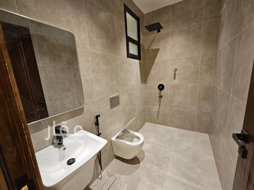 3 bedroom villa in Al Munsiyah, Riyadh 4