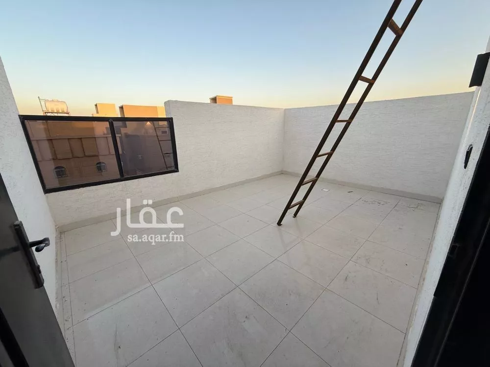 3 bedroom villa in Al Yarmouk, Riyadh 7