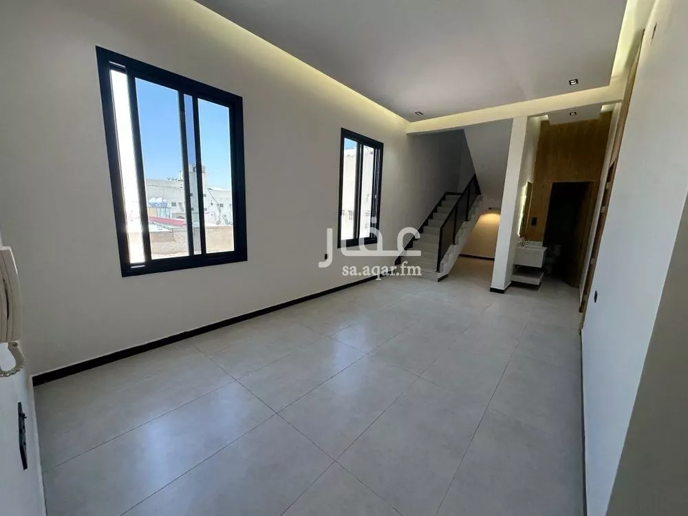 دور 4 غرف في الجنادرية 1