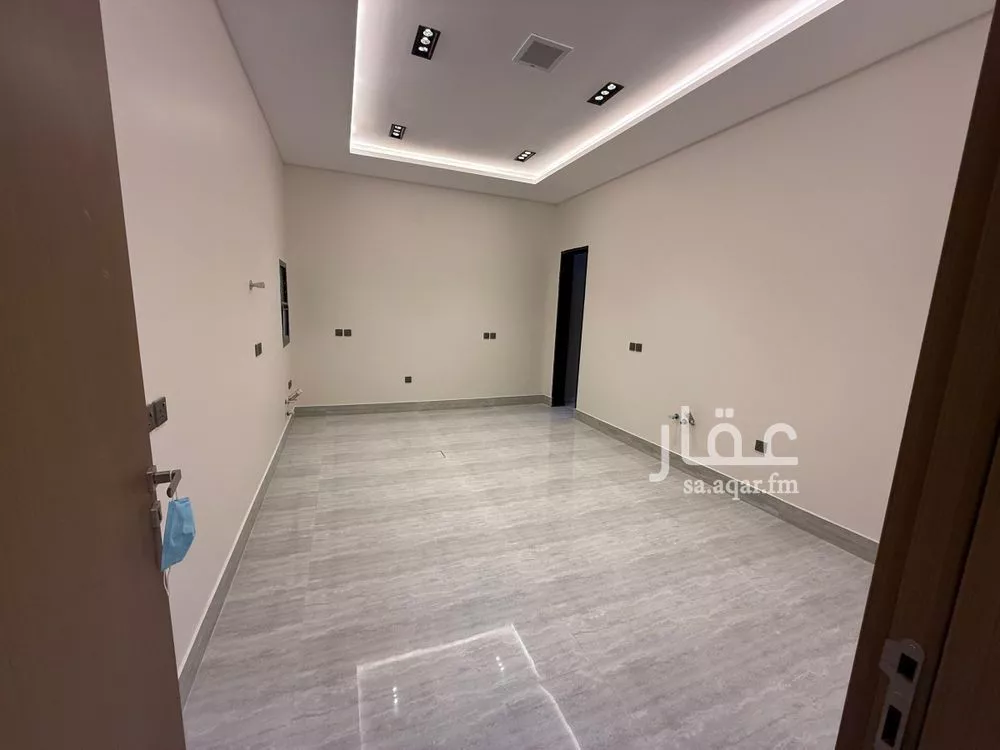 فيلا 5 غرف في الرمال 3