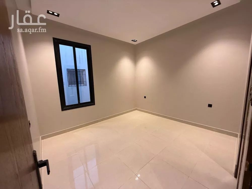 3 bedroom villa in Al Yarmouk, Riyadh 5