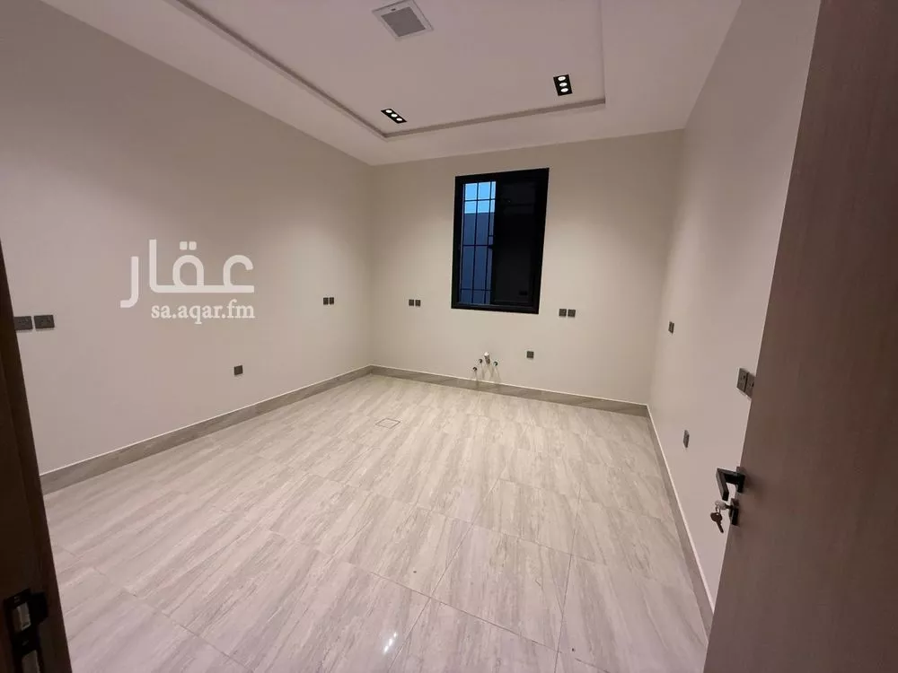 فيلا 5 غرف في الرمال 4