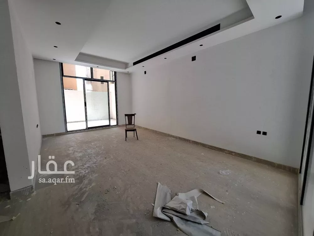 فيلا 5 غرف في الملك فيصل 2