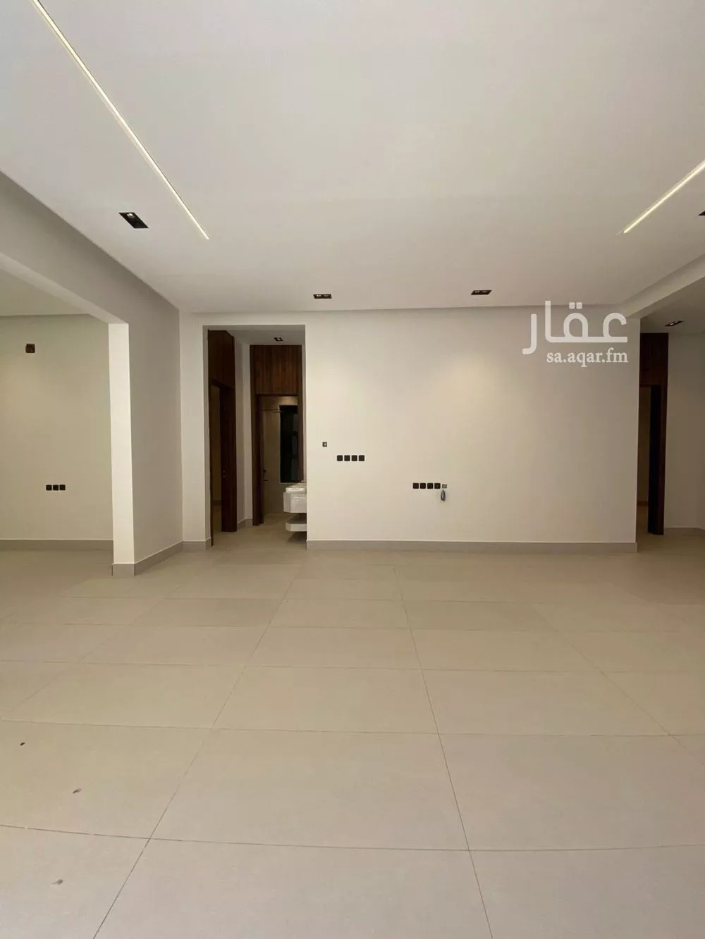 دور 5 غرف في الخليج 3