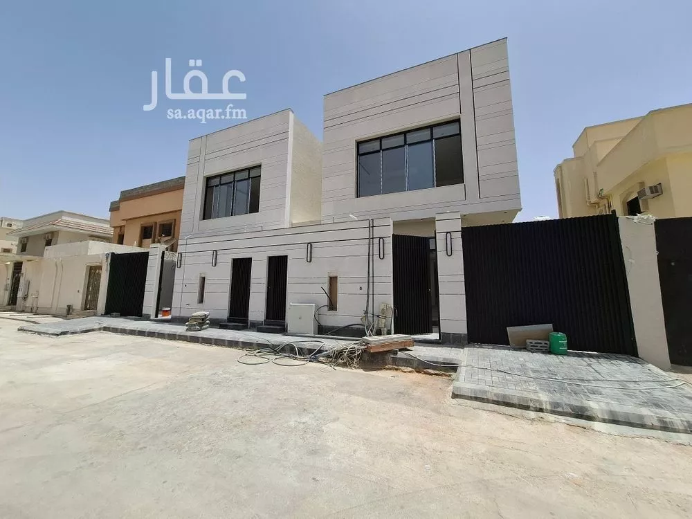 فيلا 5 غرف في الملك فيصل 1