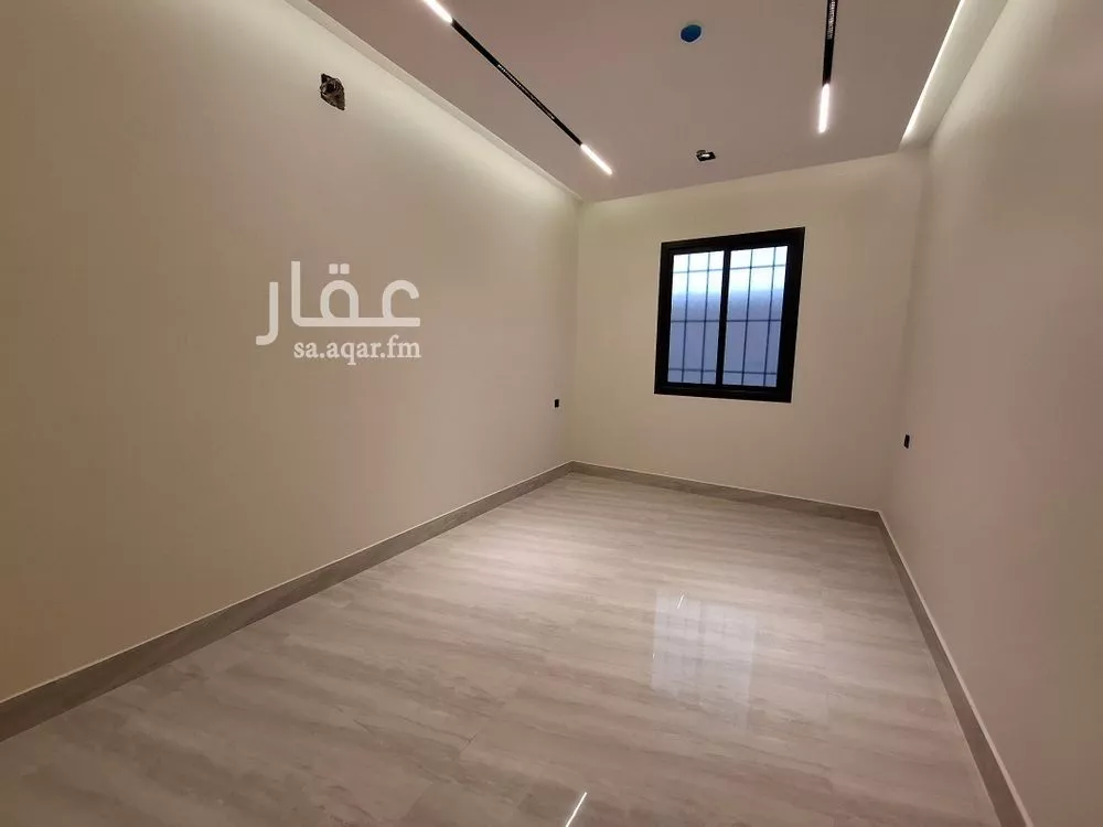 فيلا 5 غرف في الرمال 2