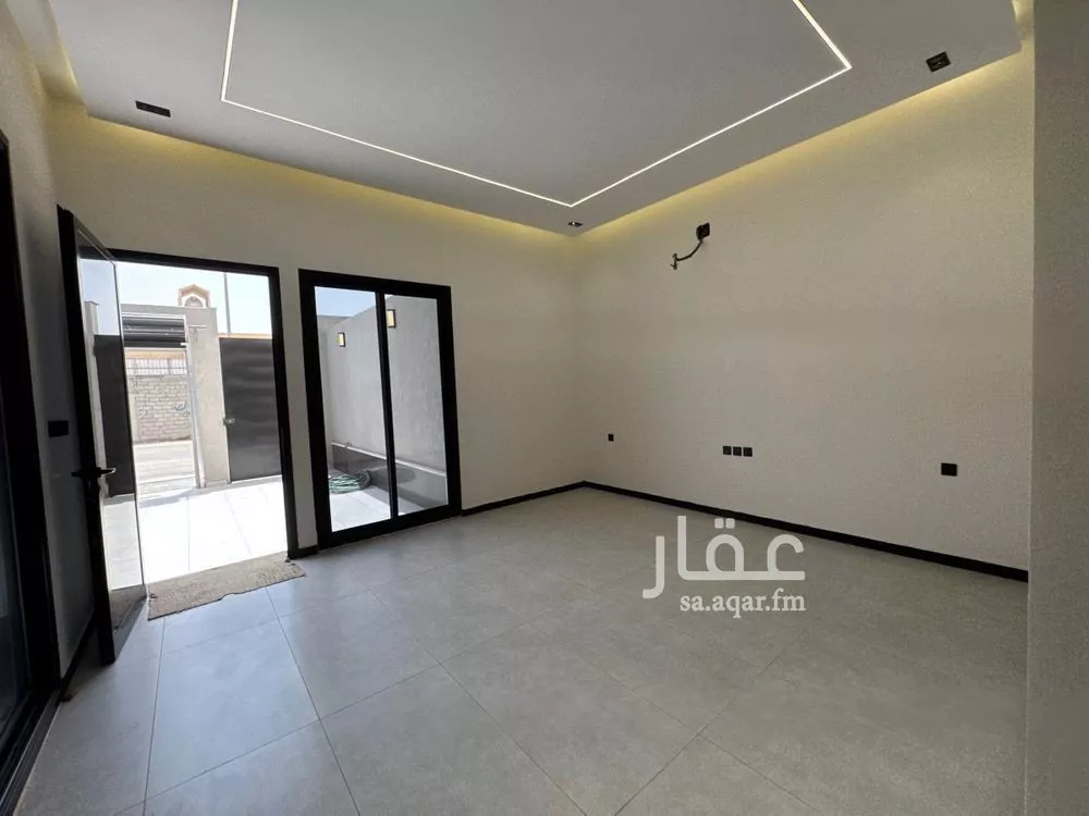 فيلا 5 غرف في الجنادرية 2