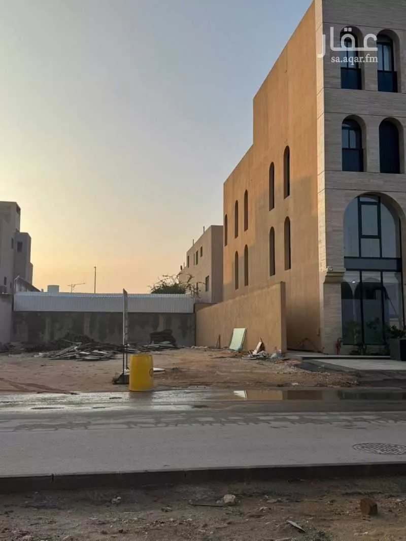 450 sqm land in Al Aridh 2