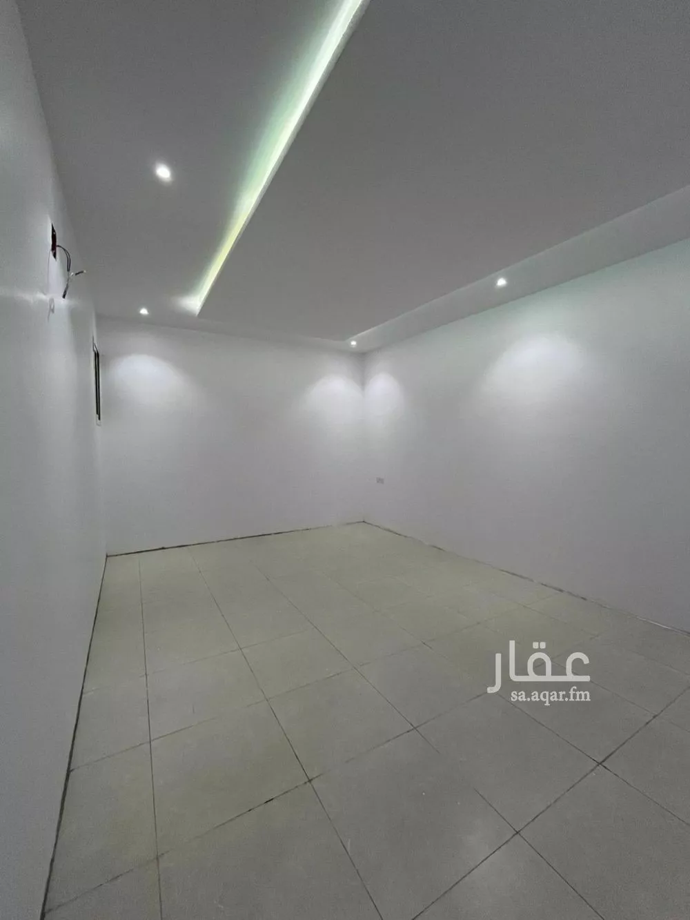 عمارة 239 م² في منفوحة الجديدة 5