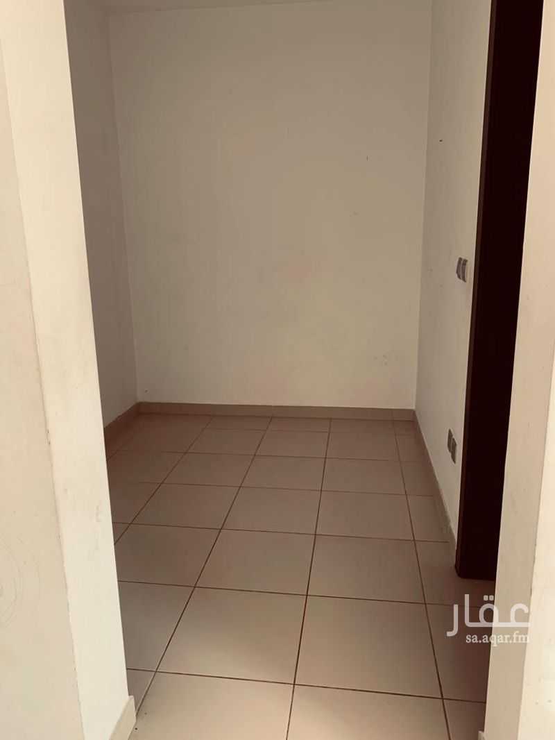 6 bedroom villa in Al Khalidiyah Ash Shamaliyah, Eastern Province 9