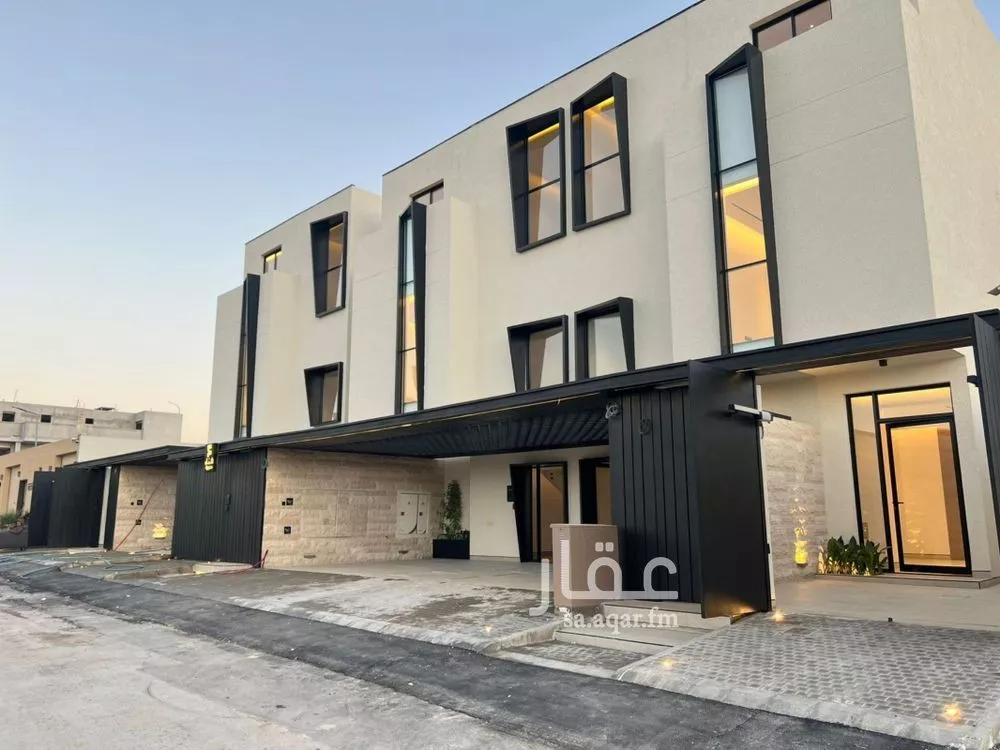 3 bedroom floor in Al Aridh 1