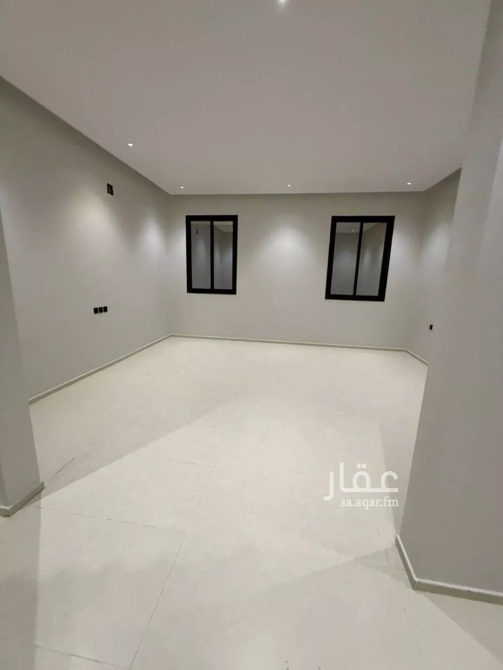 5 bedroom apartment in Al Rimal 4