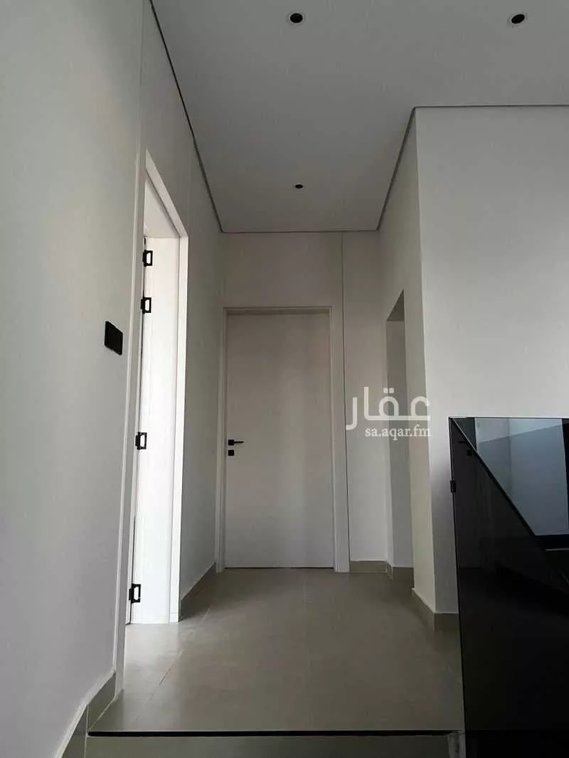 دور 3 غرف في العارض 2