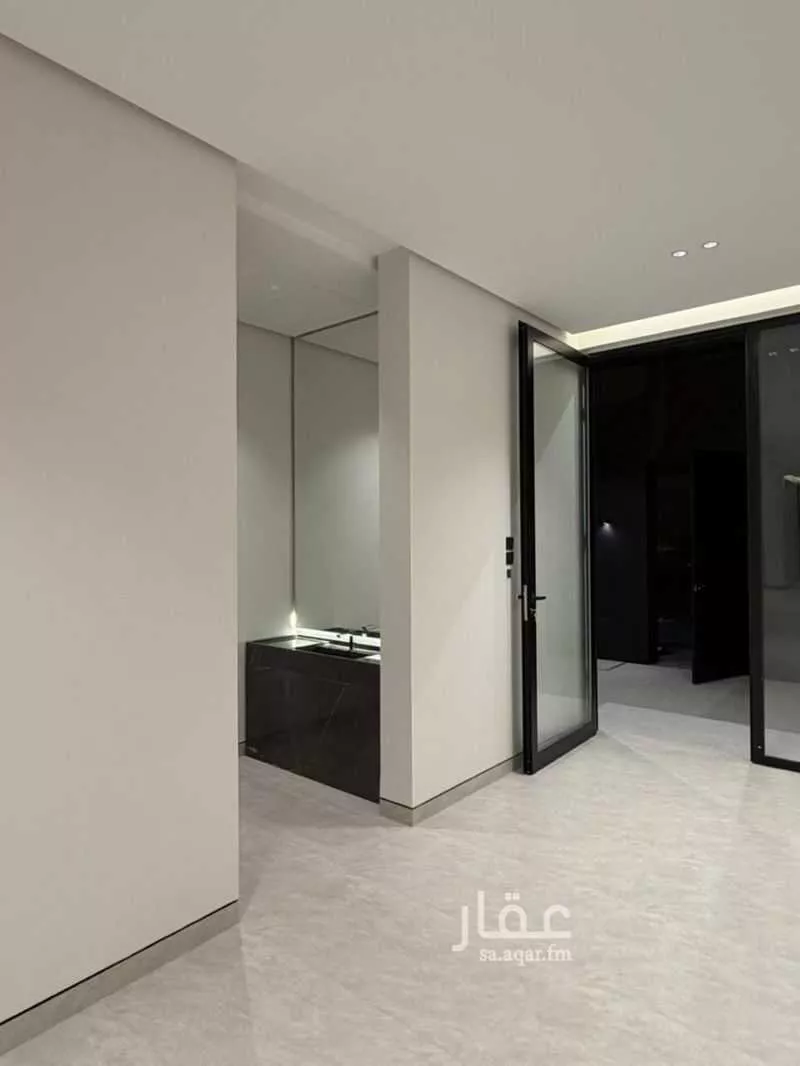 فيلا 5 غرف في النرجس 4