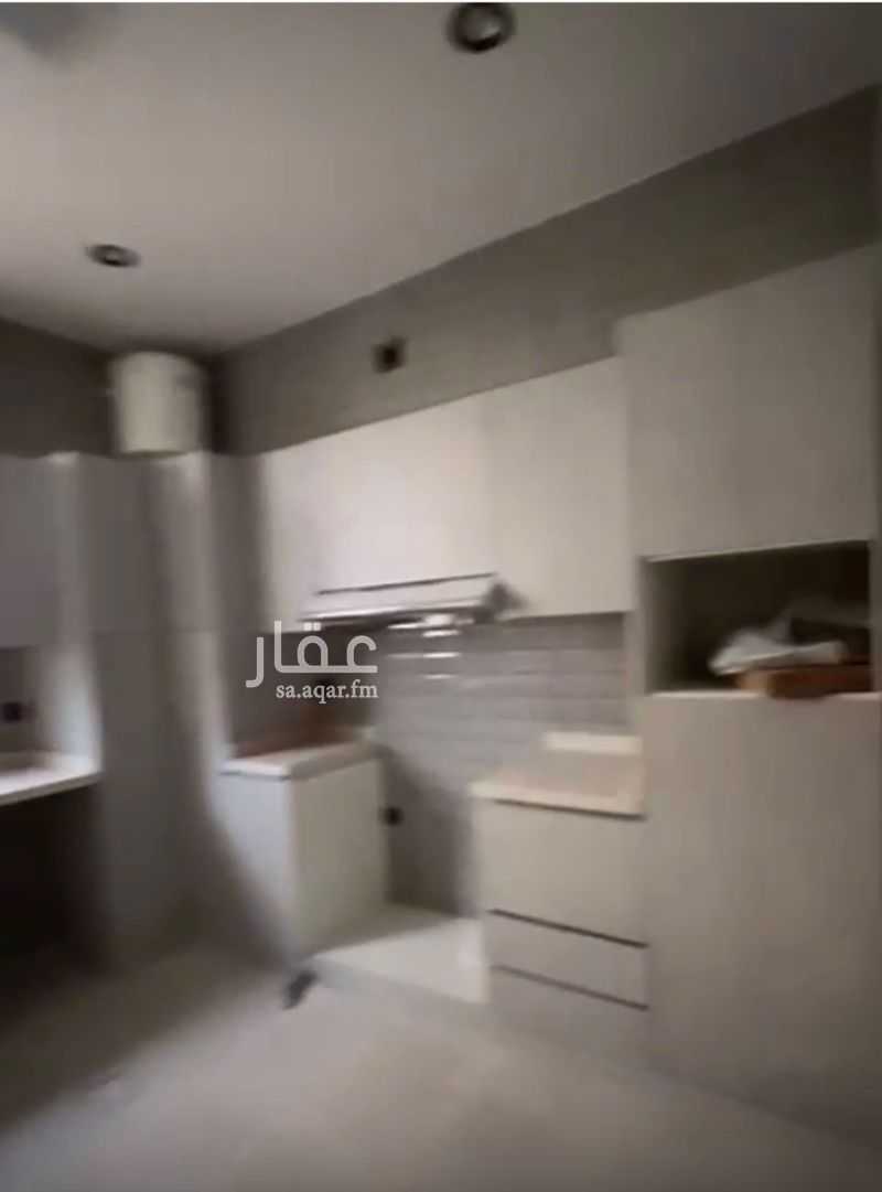 3 bedroom apartment in King Faisal, Riyadh 7
