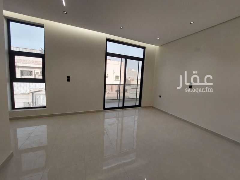 9 bedroom villa in Uhud, Eastern Province 9
