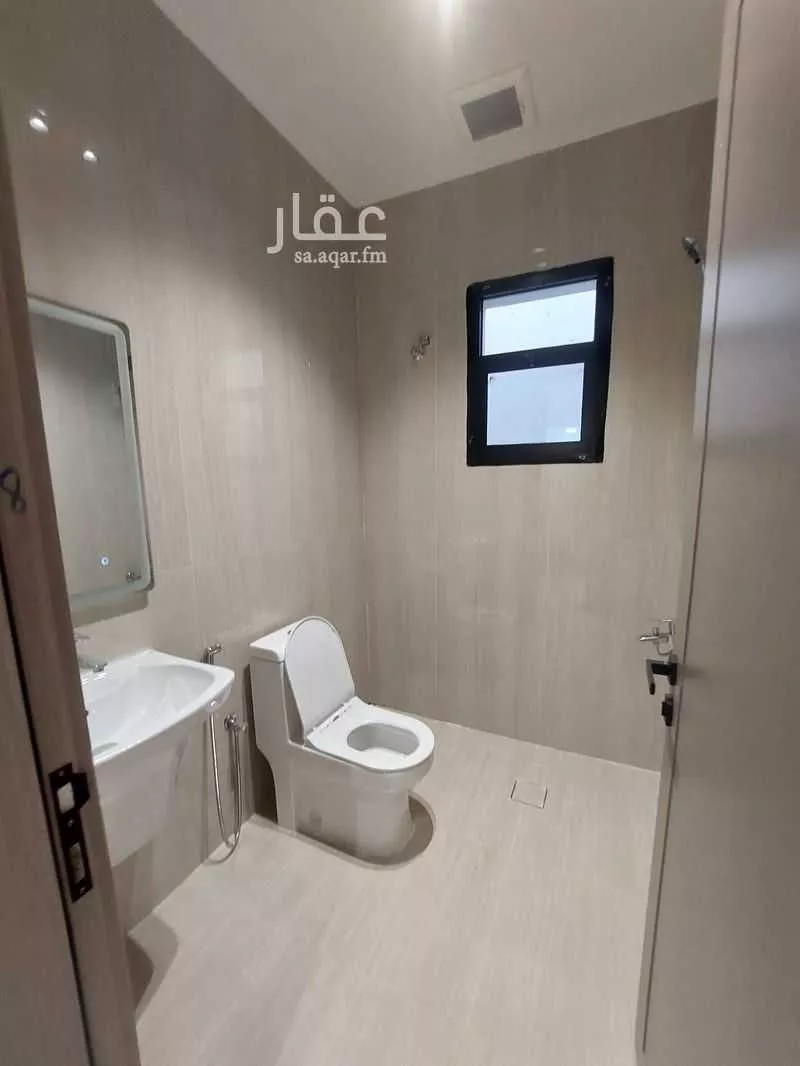 10 bedroom villa in Uhud, Eastern Province 21