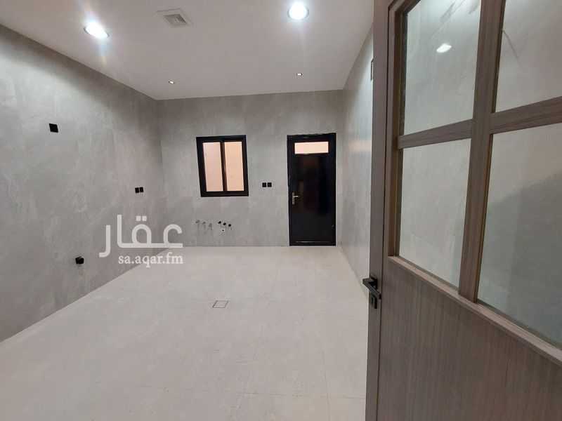 9 bedroom villa in Uhud, Eastern Province 13