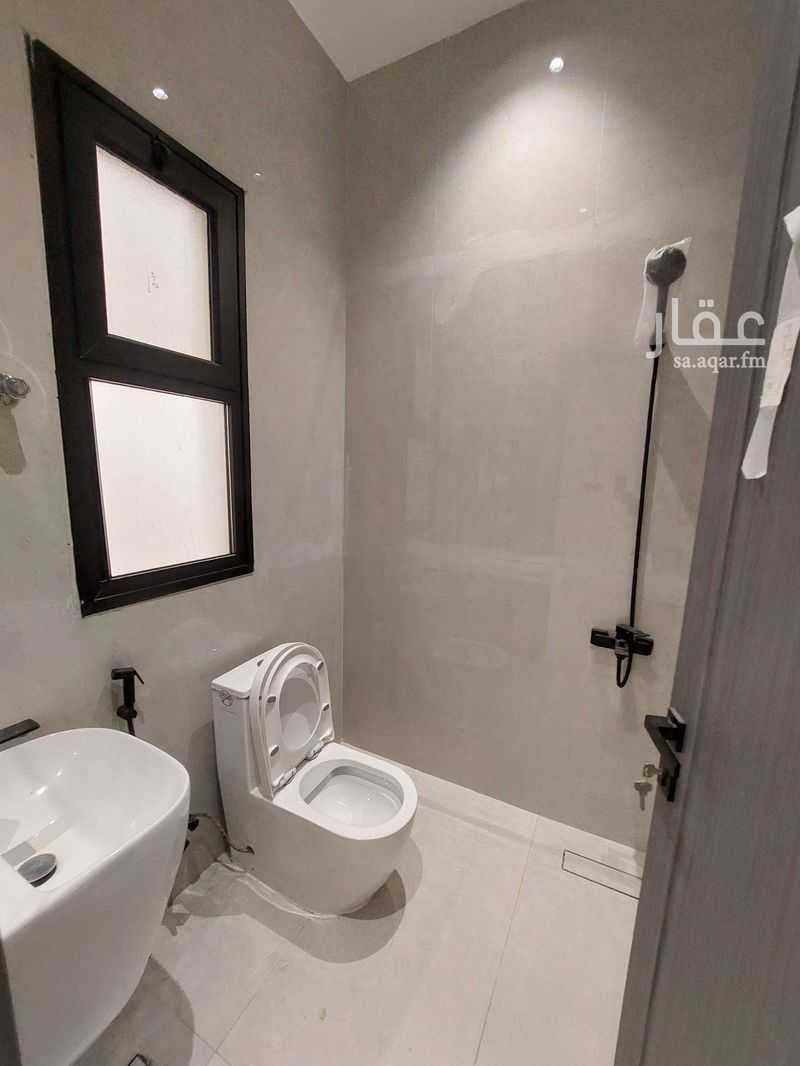 9 bedroom villa in Uhud, Eastern Province 16