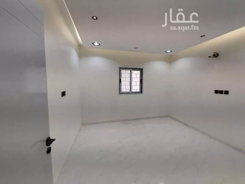 شقة 5 غرف في احد 3