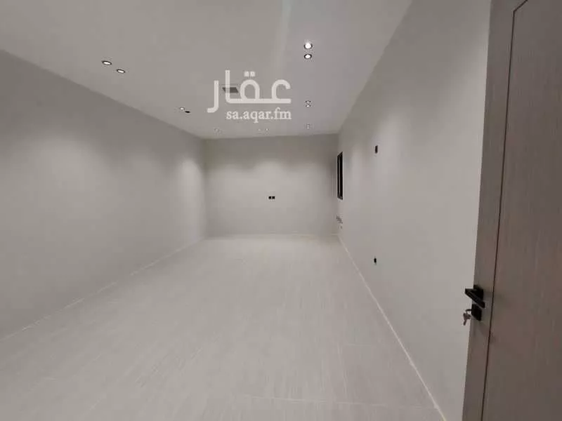 10 bedroom villa in Uhud, Eastern Province 11